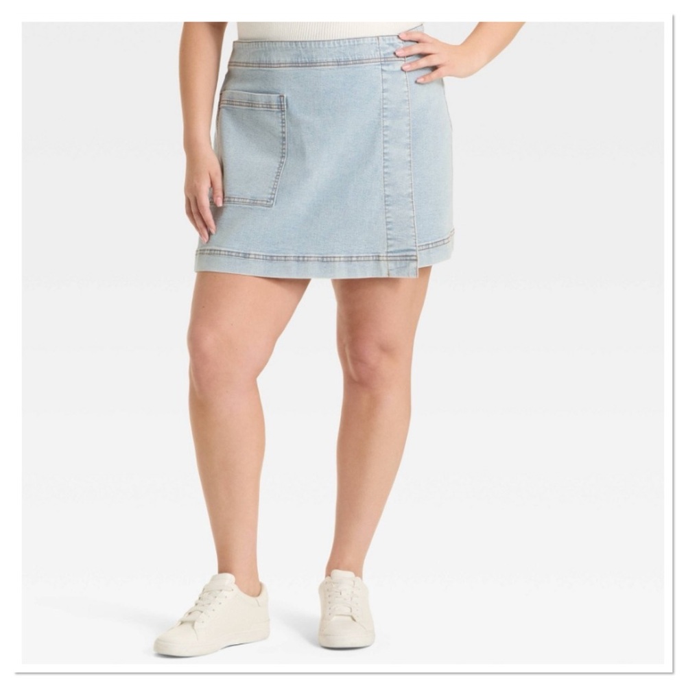 Women’s Mini Jean Light Blue Denim Skirt Ava & Viv
